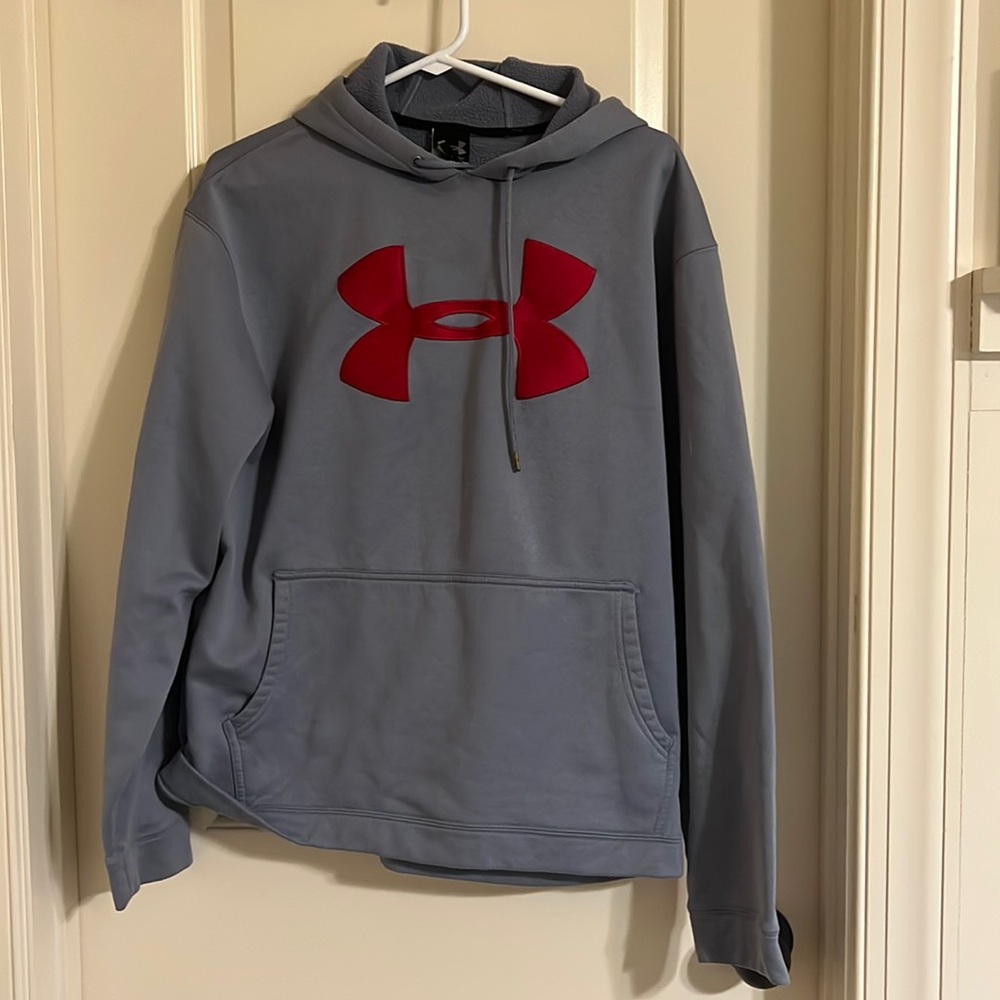 Underarmor hoodie